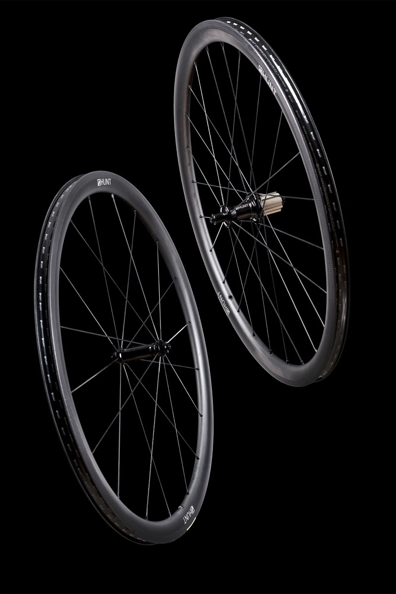 HUNT 36 Carbon Wide Aero Wheelset | Previous Model IC147 - Image 16