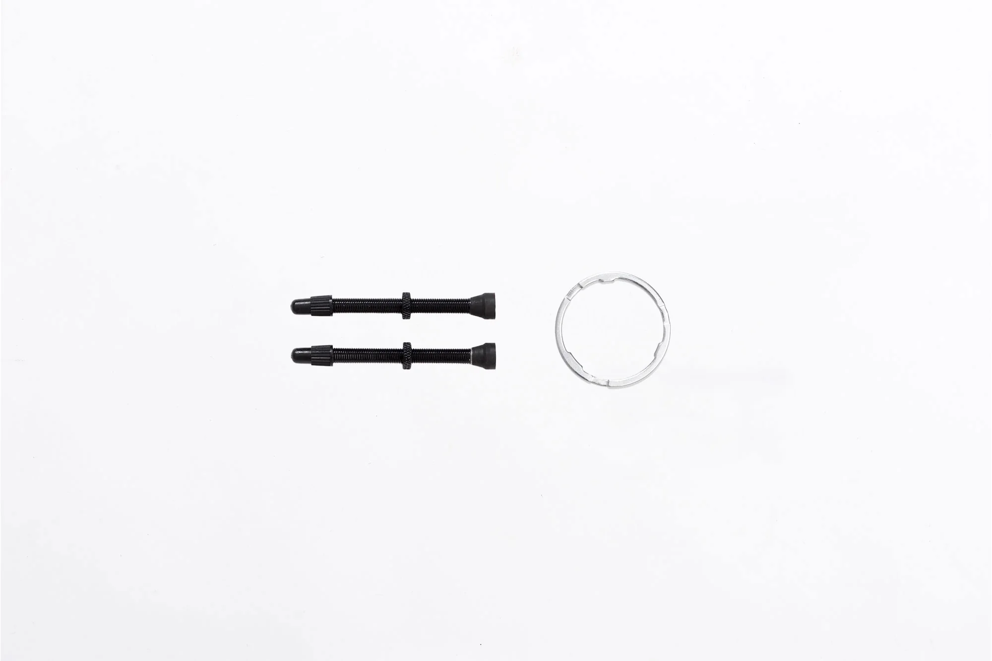 HUNT 44 UD Carbon Spoke Disc Wheelset - Image 13