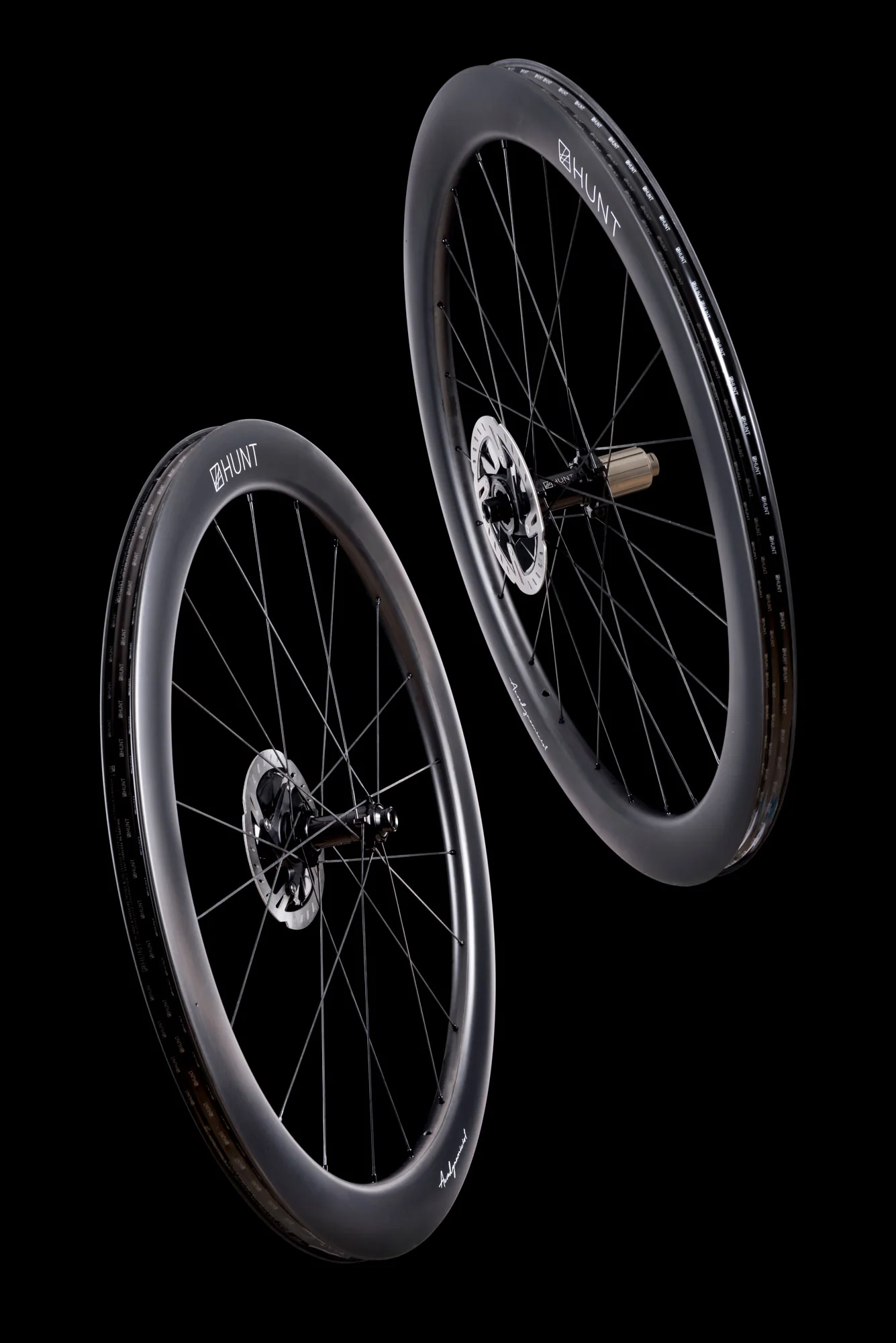 HUNT 54 UD Carbon Spoke Disc Single Wheel - Image 10