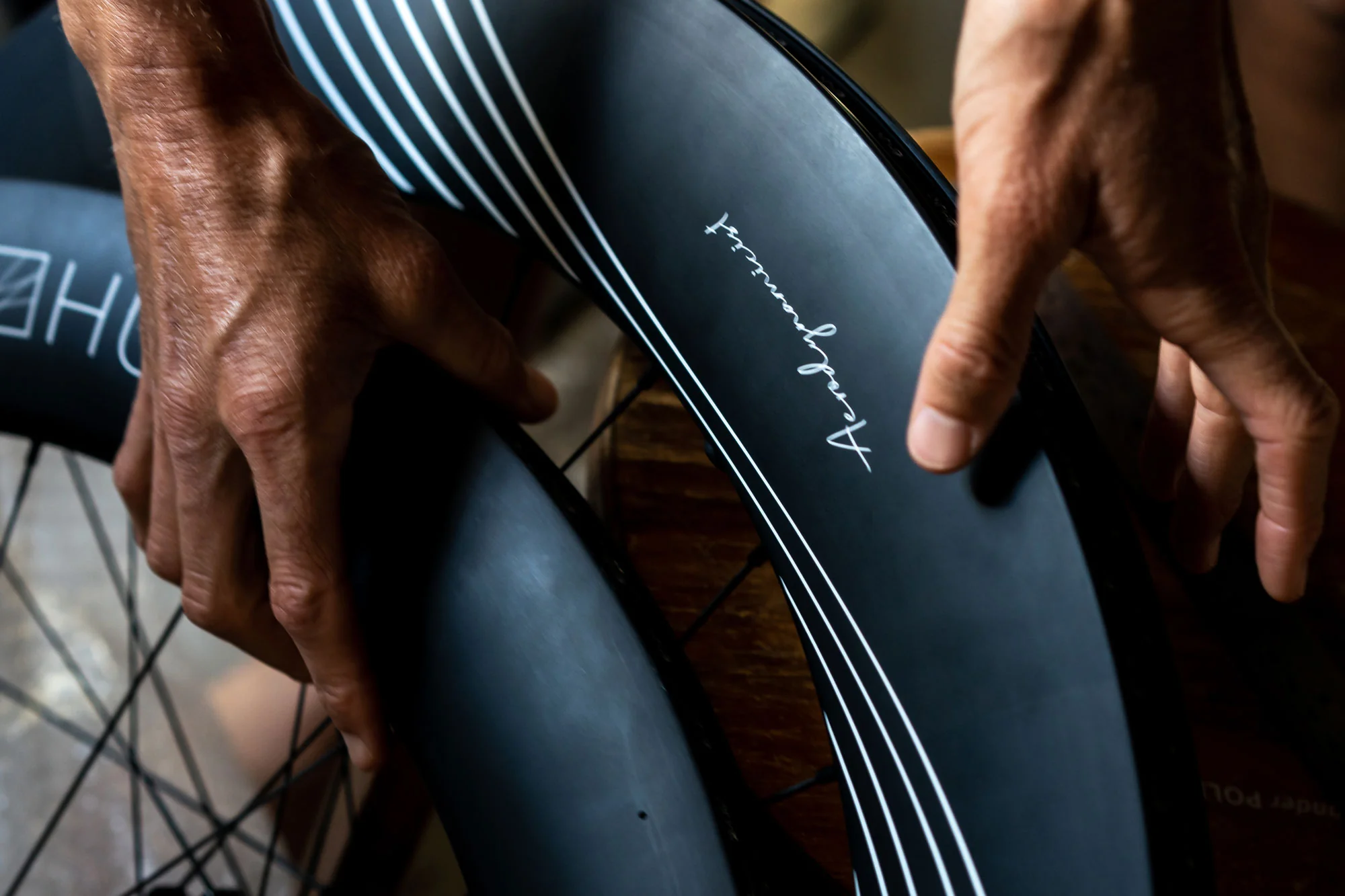 HUNT 7387 Aerodynamicist Carbon Disc Wheelset | Previous Model IC252 - Image 8