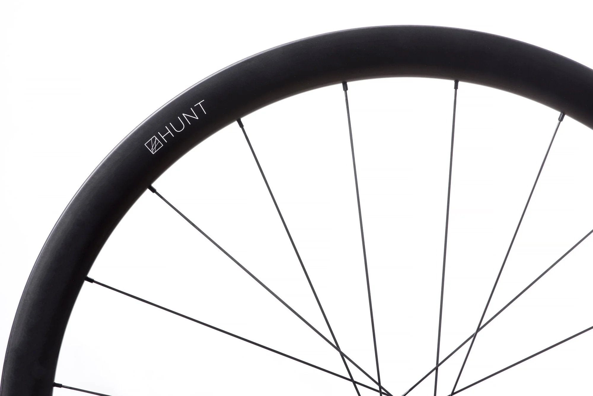 HUNT 40 Carbon Aero Disc Wheelset - Image 6