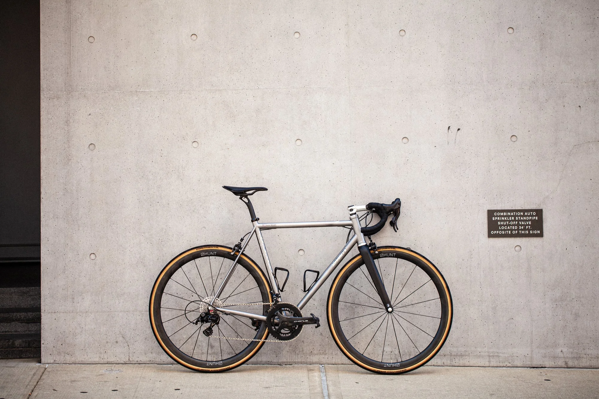 RE:NEW HUNT 36 UD Carbon Spoke Wheelset - Image 14