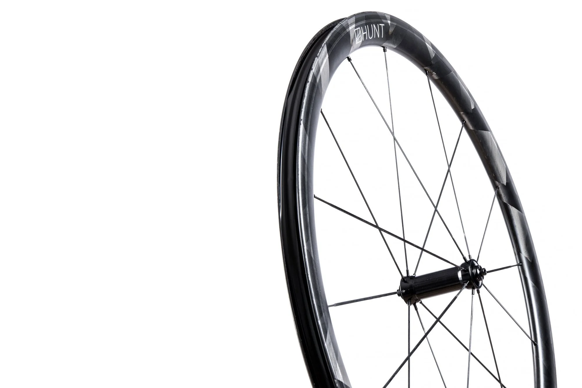 RE:NEW HUNT 36 UD Carbon Spoke Wheelset - Image 2