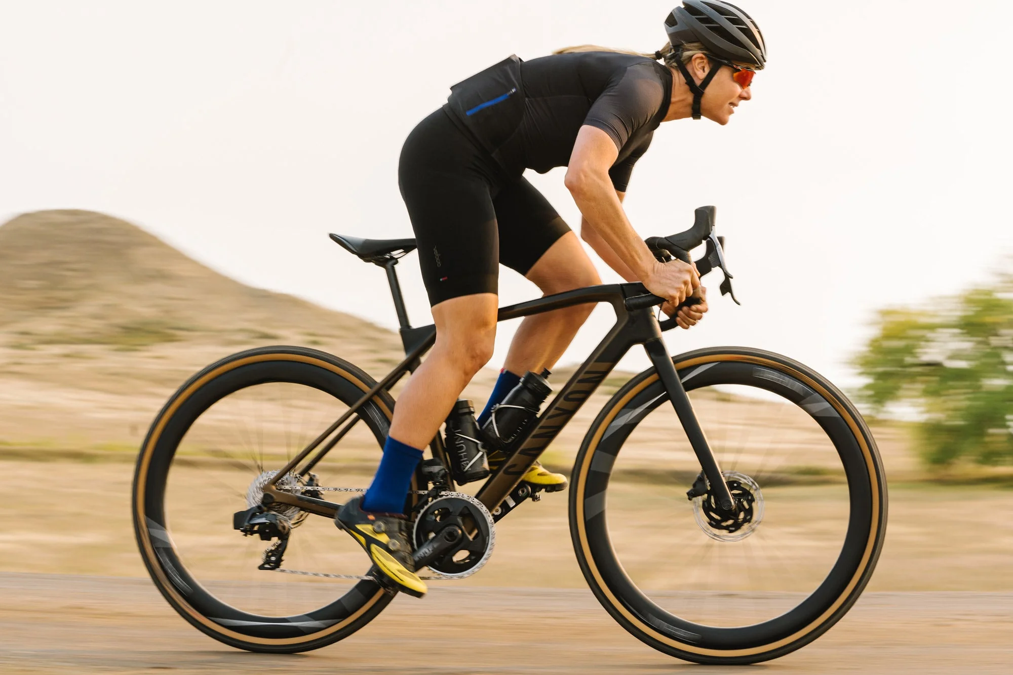 RE:NEW HUNT 42 Limitless Gravel Aero Wheelset - Image 7