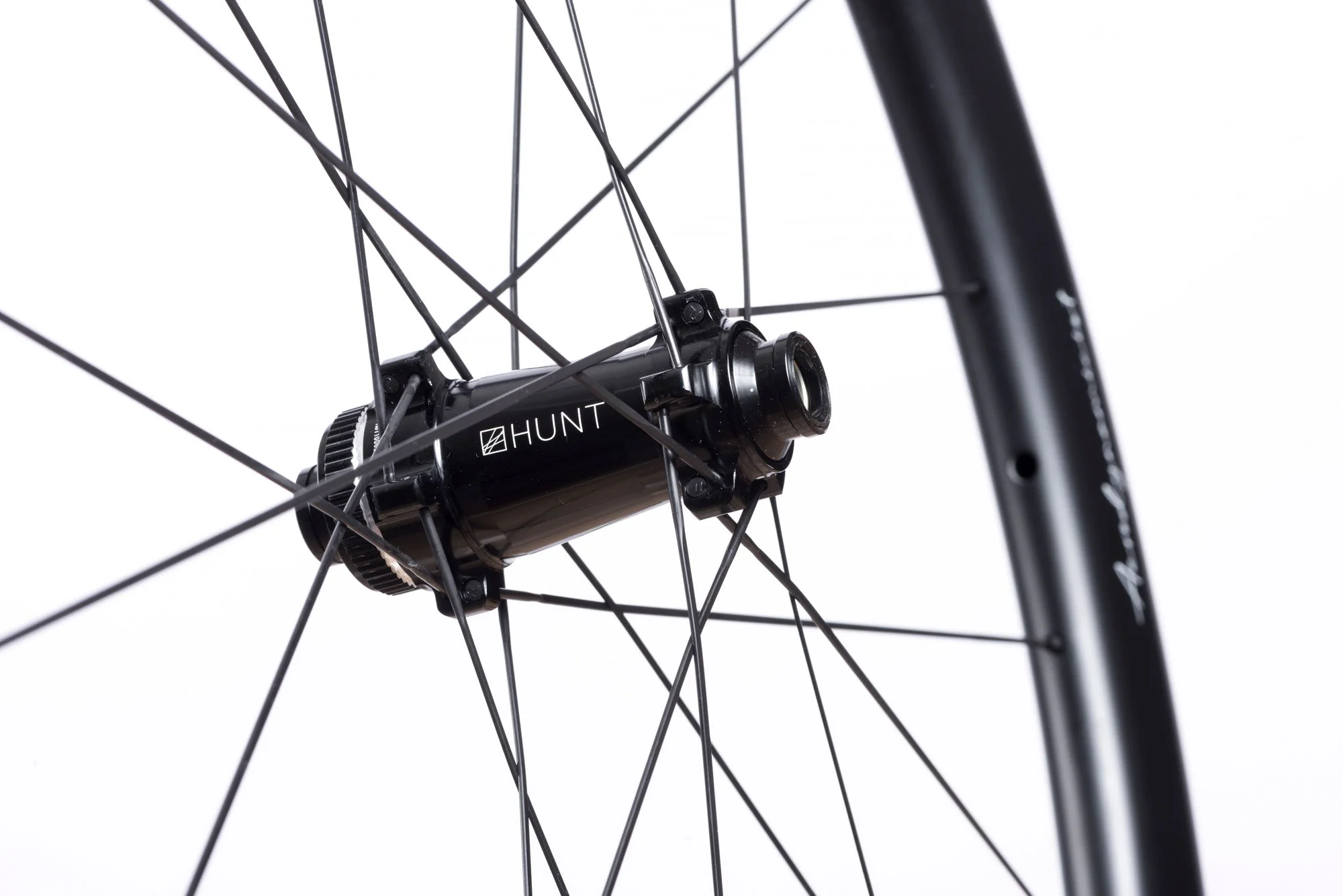 RE:NEW HUNT 44 Aerodynamicist Carbon Disc Wheelset - Image 6