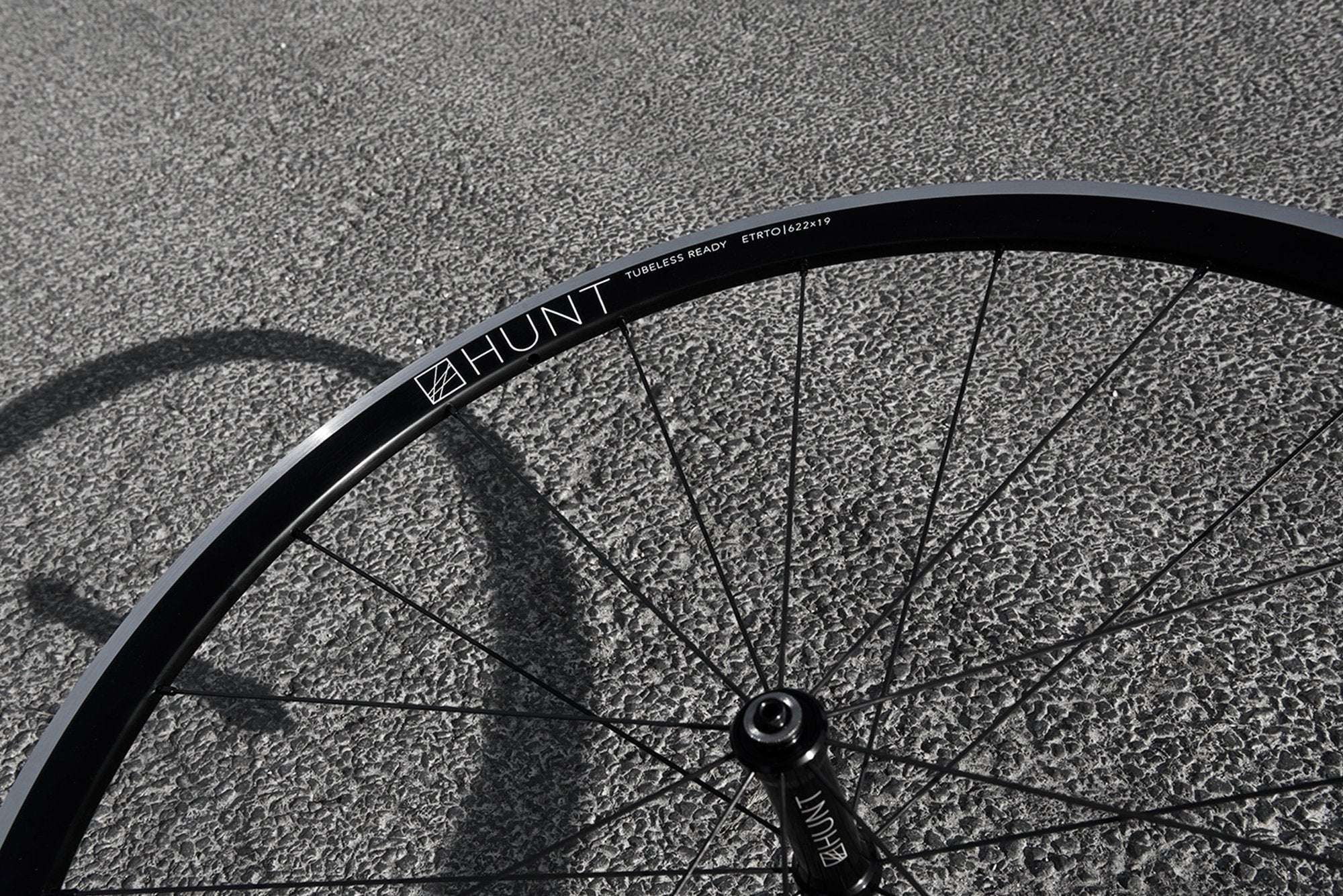 RE:NEW HUNT Race Aero Wheelset - Image 11