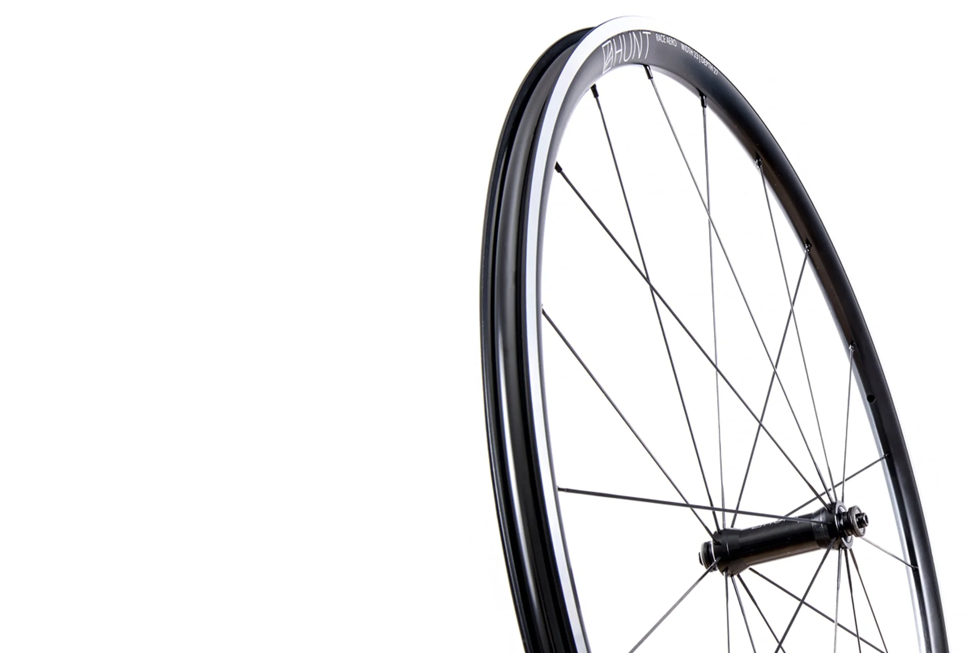 RE:NEW HUNT Race Aero Wheelset - Image 2